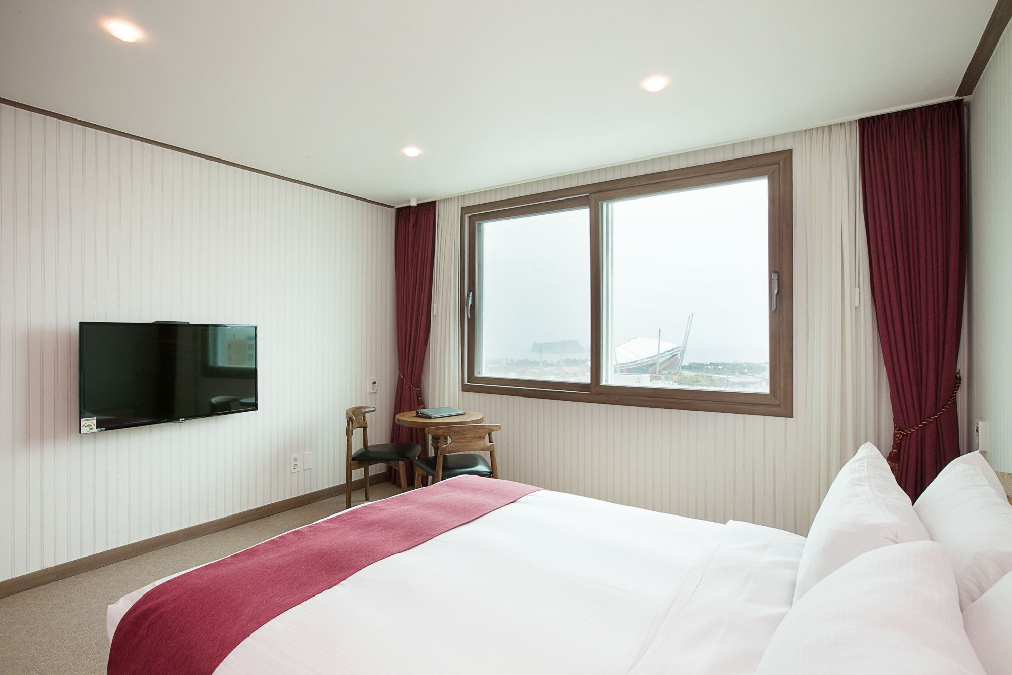 Hotel California Seogwipo Exterior photo